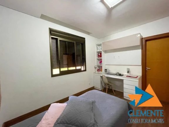 Imagem Linda casa Residencial Flores - Alphaville
