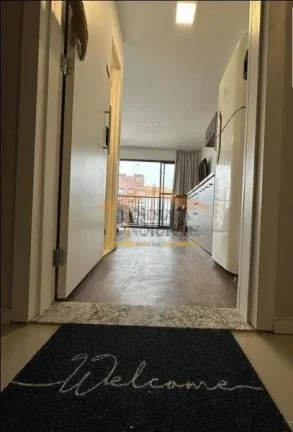 Imagem Apartamento tipo studio, mobiliado, 1 dormitório, sacada, cozinha planejada, banheiro, 26m².

Pró...