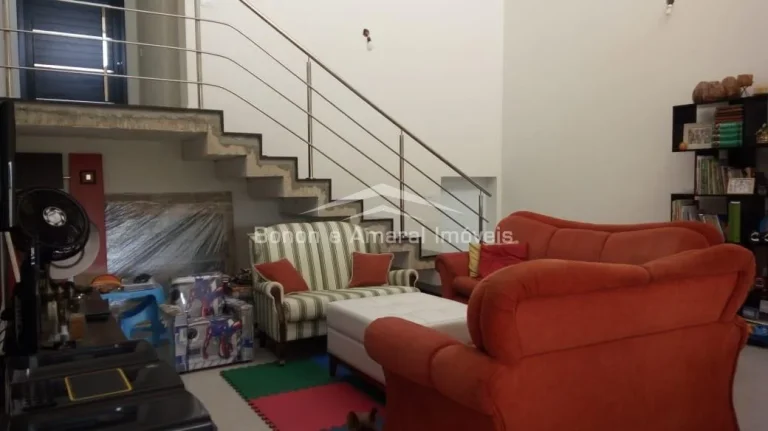 Imagem Casa térrea a venda no Swiss Park.
Somente a vista.

Sala para dois ambientes com pé direito duplo...