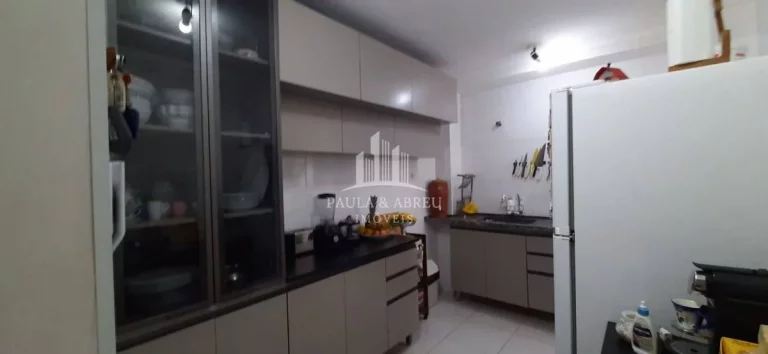 Imagem Apartamento com 2 dorm sendo 1 suite na Av da Saudade