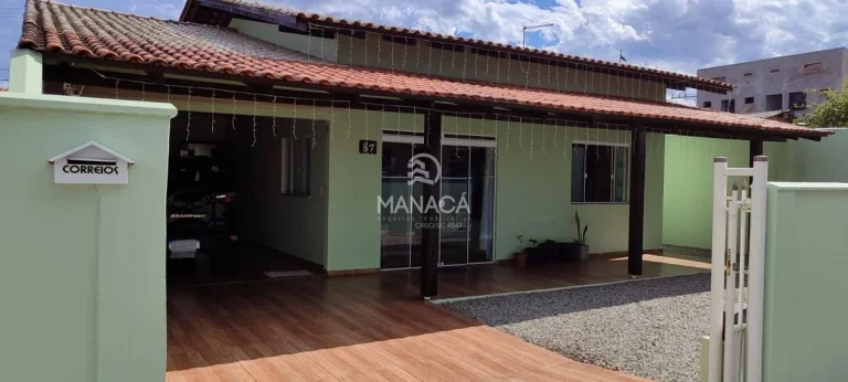 Imagem Casa 2 quartos 1 suíte, 600m da praia, garagem pra 2 carros no São Cristóvão