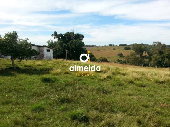 Imagem Chácara 2 dormitórios à venda Zona rural Santa Maria/RS