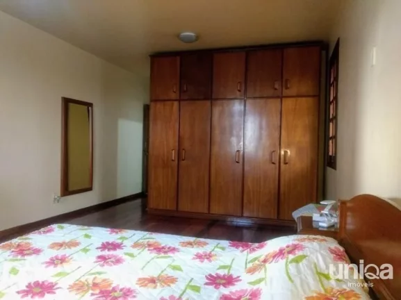 Imagem Casa 4 dormitórios (2 suítes), banheira de hidro, piscina, garagem