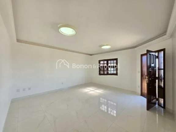 Imagem Casa para venda no Condomínio San Conrado - Sousas, Campinas

Com 380 m² de construção em um ter...