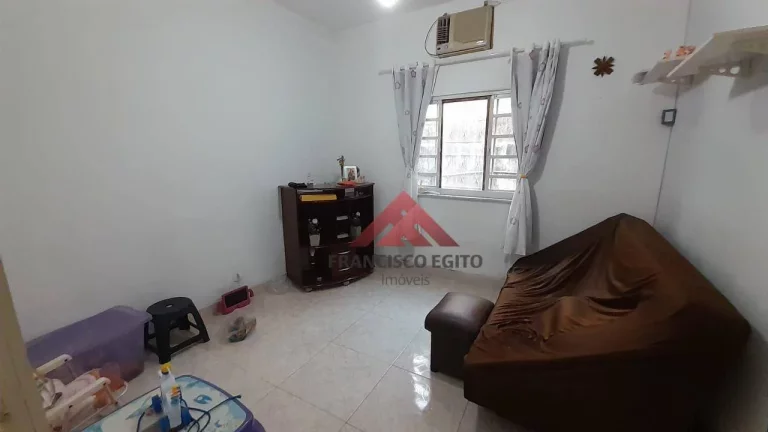 Imagem Apartamento varanda, sala quarto com closed,em otima localização em santa rosa,proximo a todo comércio do largo marrão,vaga de garagem na escritura.