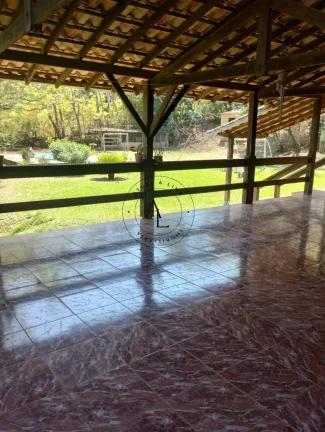 Imagem Chácara à venda em Campinas, Loteamento Chácaras Gargantilhas, com 3 quartos, 180m2