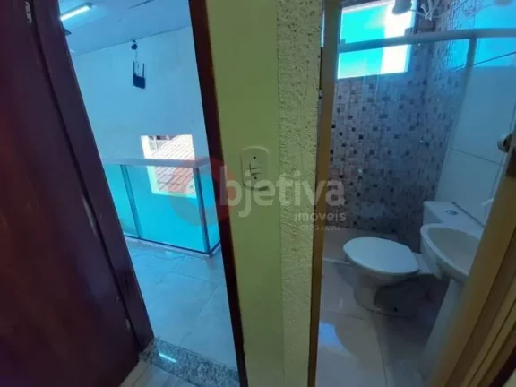 Imagem Casa com 2 Kitnetes e uma loja à venda - Peró - Cabo Frio/RJ