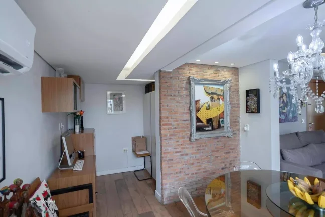 Imagem Este espaÃ§oso apartamento Ã© uma excelente opÃ§Ã£o para quem busca conforto e praticidades. Com trÃ...