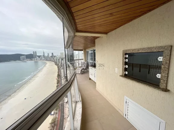 Imagem Apartamento Frente Mar com 3 suítes à venda no Centro de Balneário Camboriú/SC