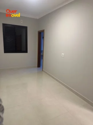 Imagem Imperdível oportunidade de casa à venda em Ribeirão Preto-SP, bairro Bonfim Paulista. 3 quartos, 1 suíte, 1 sala, 2 banheiros, 2 vagas de garagem, 77,91 m² de área! Visite hoje mesmo! Quer Imóvel Negócios Imobiliários
