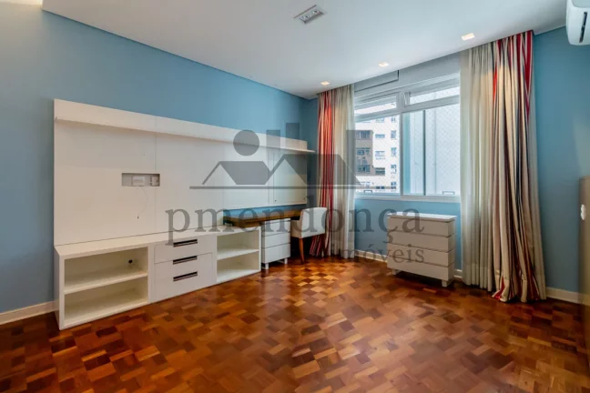 Imagem Apartamento impecável em Higienópolis, com 04 quartos (2 suítes ) e 3 vagas, 452m²