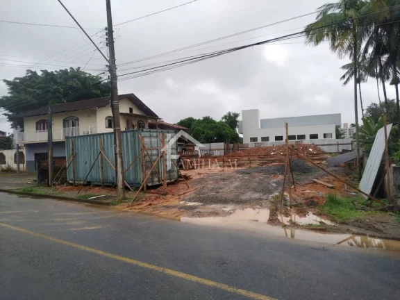 Imagem Geminado Excelente Padrão Saguaçu