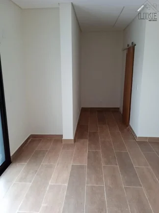 Imagem Casa em Condomínio à venda em Condomínio Colinas do Parahyba, São José dos Campos