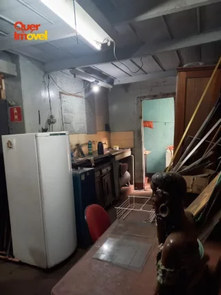 Imagem Salão comercial à venda em Ribeirão Preto-SP, Campos Elíseos: 2 salas, 1 banheiro, 308m² de área.