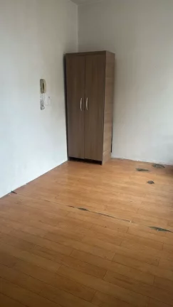 Imagem Loft à venda em Porto Alegre, Centro Histórico, com 1 quarto, 25m2