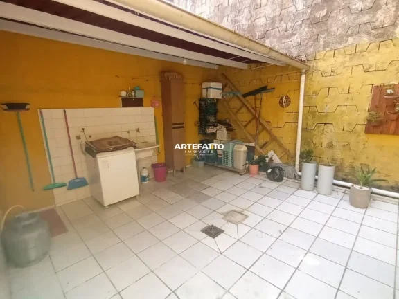 Imagem Casa com 2 vagas de carro e moto,perto estrada de Itapecerica,Vila das Belezas.