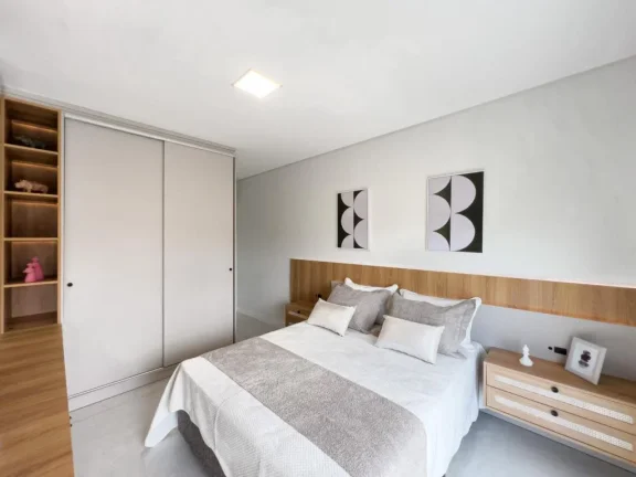 Imagem Casa em Condominio 4 Dormitórios - Bairro Centro
