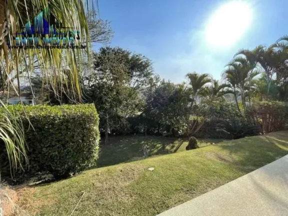 Imagem Linda casa contemporânea, integrada, com ótimo acabamento.
- Pé direito alto, envidraçada, bem a...
