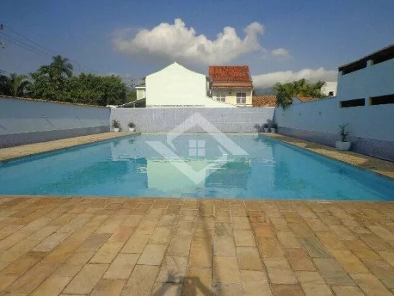 Imagem Casa à Venda em Campo Grande: 4 Quartos, Área Gourmet e Infraestrutura