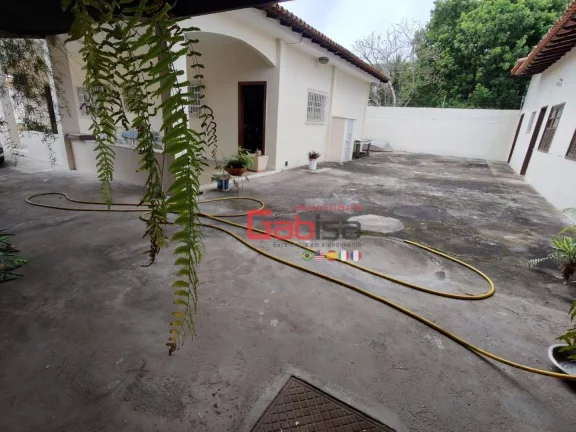Imagem Casa com 3 dormitórios à venda, 180 m² por R$ 2.300.000,00 - Palmeiras - Cabo Frio/RJ