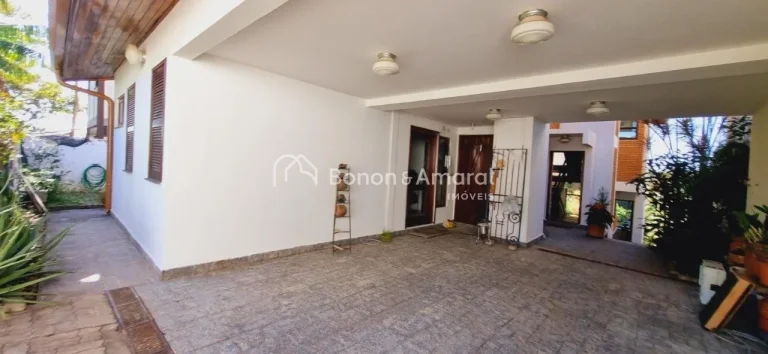 Imagem Lindo sobrado em condomínio fechado - San Conrado, Sousas

Com 700m² de terreno e 198,18m² de con...