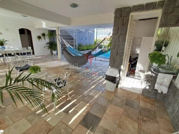 Imagem Casa Maravilhosa com 800m² com 5 suítes + DCE, Piscina, Espaço goumet + Churrasqueira
