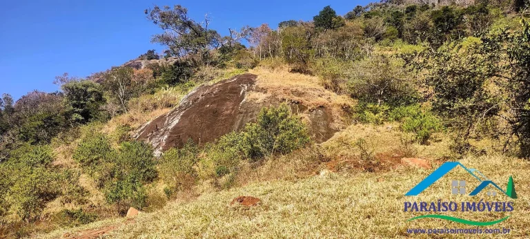 Imagem Invista em Paz: Terreno Rural com Vista Espetacular.
