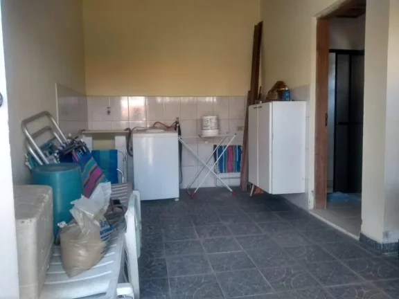 Imagem Casa para Venda em Itanhaém, Jardim Regina, 2 dormitórios, 2 banheiros, 3 vagas