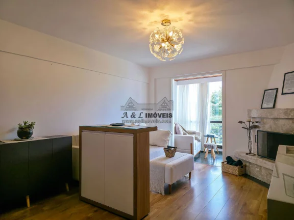 Imagem Apartamento Duplex 2 Suítes à Venda em Campos do Jordão – Flat