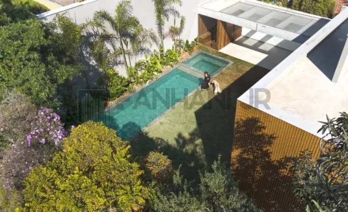 Imagem Imperdível: Casa à venda em São Paulo-SP, Alto de Pinheiros, 4 quartos, 4 suítes, 4 salas, 6 banheiros, 5 vagas, 450m².