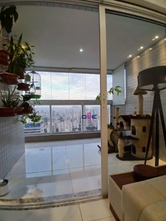Imagem Apartamento de 2 suítes com vista panorâmica para o mar, com 2 suítes e 2 vagas no Gonzaga