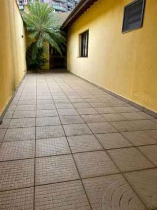 Imagem CASA COM 180 m² - -
