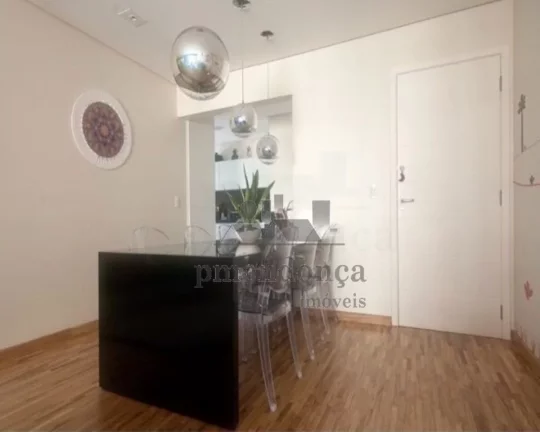 Imagem Apartamento com 93m2, planta original com 3 dts, sendo que foi aberto e feito apenas um dormitorio, ...