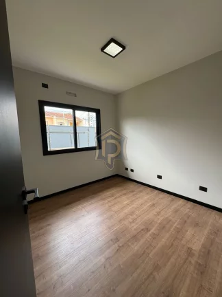 Imagem Casa Alto Padrão de esquina