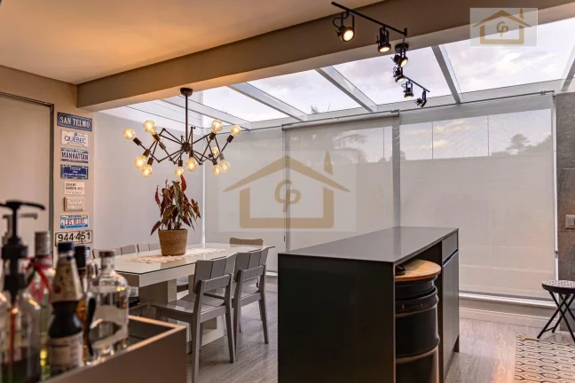Imagem Casa com terreno 212,16 metros, 3 quartos, 2 vagas *piscina