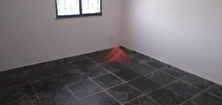 Imagem Casa com 3 dormitórios à venda, 241 m² por R$ 350.000,00 - Santa Isabel - São Gonçalo/RJ
