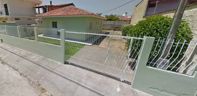 Imagem Casa à Venda em Canasvieiras – Locada com Renda, 3 Quartos