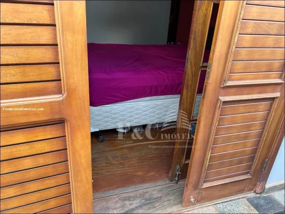 Imagem Casa para Venda em Iracemápolis, Centro, 3 dormitórios, 1 suíte, 2 banheiros, 4 vagas