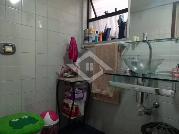 Imagem Apartamento de 2 Quartos para Venda em Campo Grande com 70 m²