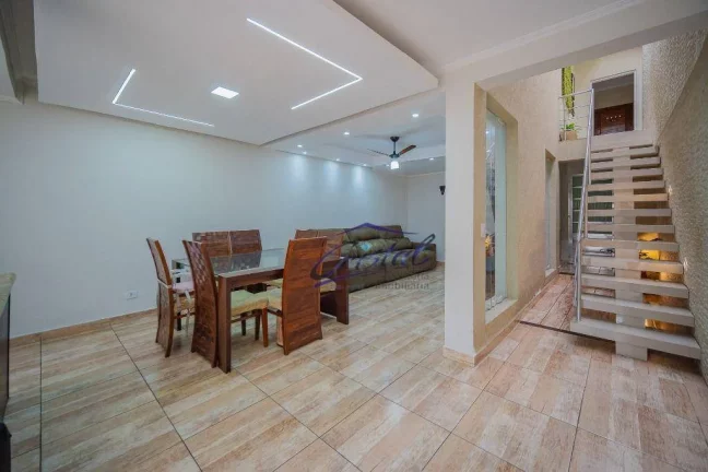 Imagem Casa com 3 dormitórios à venda, 154 m² por R$ 685.000,00 - Jardim Jaguaribe - Osasco/SP