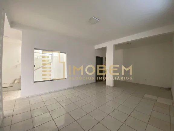 Imagem Casa Comercial de Alto Padrão para Locação em Sinop-MT - Setor Comercial 6 salas, 3 banheiros, 4 vagas de garagem 217m².