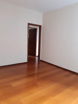 Imagem Apartamento 76M², 2Q, 1 Sala, 2 Banheiros.