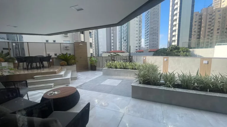 Imagem Apartamento Quadra Mar com 03 dormitórios à venda no Centro de Balneário Cambori