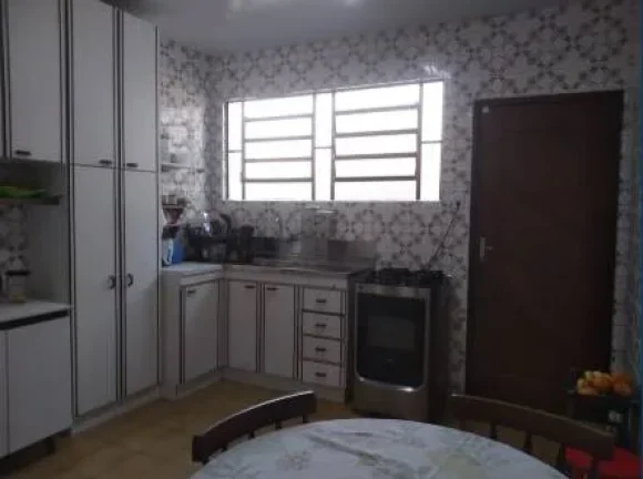 Imagem Casa à Venda em Canasvieiras – 4 Dormitórios 200 Metros da Praia