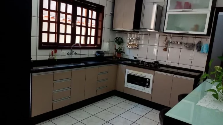 Imagem Sobrado com 3 dormitórios à venda, 112 m² por R$ 600.000,00 - Cidade Edson - Suzano/SP