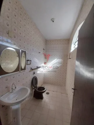 Imagem Casa de 3 Quartos, 2 Suites, churrasqueira, no Bairro Jardim Rony, Guaratinguetá
