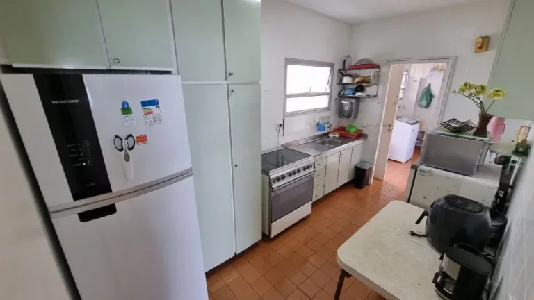 Imagem Apartamento com 3 dormitórios à venda, 140 m² por R$ 850.000,00 - Pitangueiras - Guarujá/SP