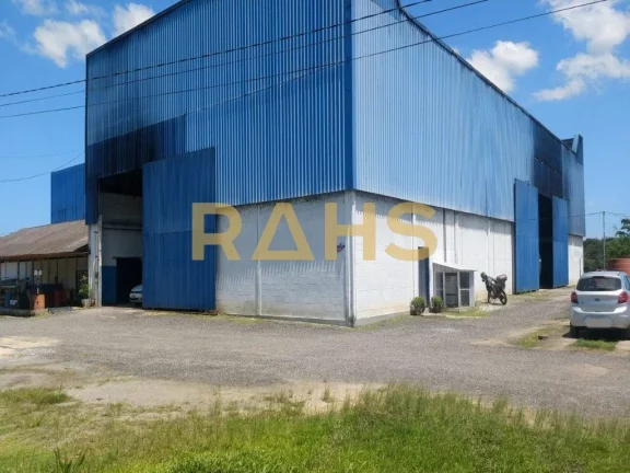 Imagem Este galpão comercial é localizado em Araquari, fundos do KM-65 da BR-101, com área total de 63.4...