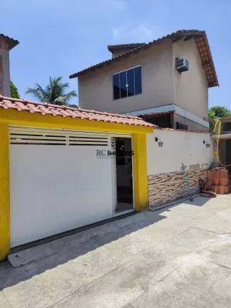 Imagem Casa a Venda no bairro Jóquei Clube - São Gonçalo, RJ