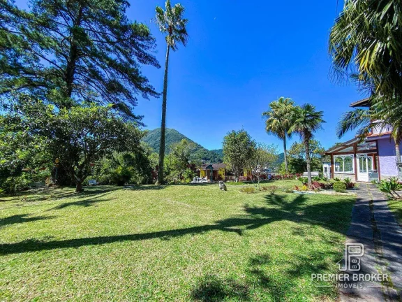 Imagem Casa à venda, 443 m² por R$ 4.000.000,00 - Comary - Teresópolis/RJ